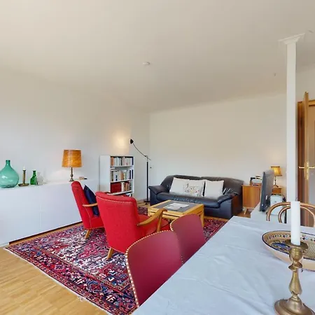 Bright Flat Overlooking Lake Geneva Montreux Exterior photo